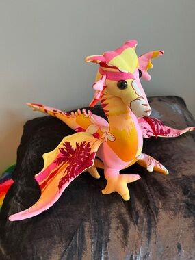 Fabric dragon- no brand